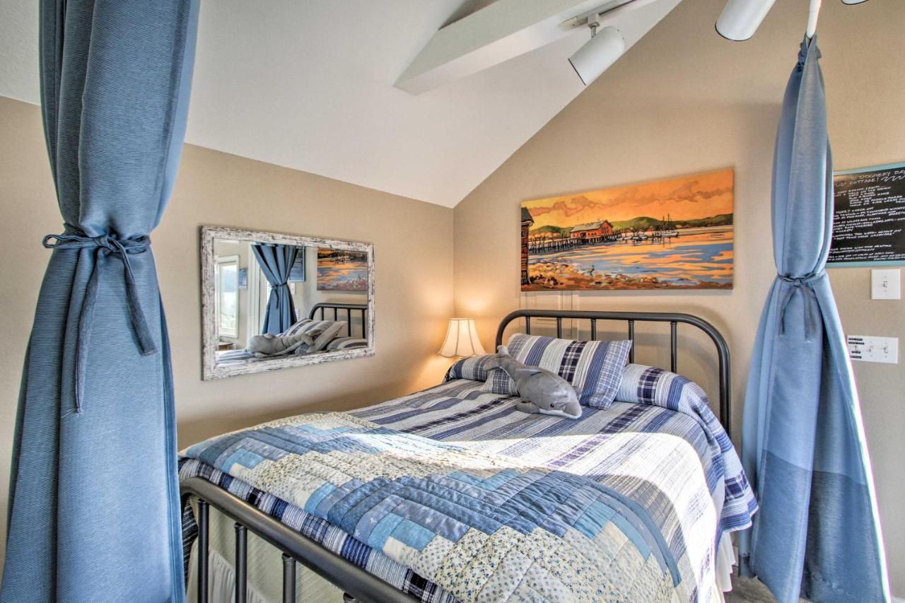 פורט טאונסנד Idyllic Waterfront Cottage With Beach And Sunset Views מראה חיצוני תמונה