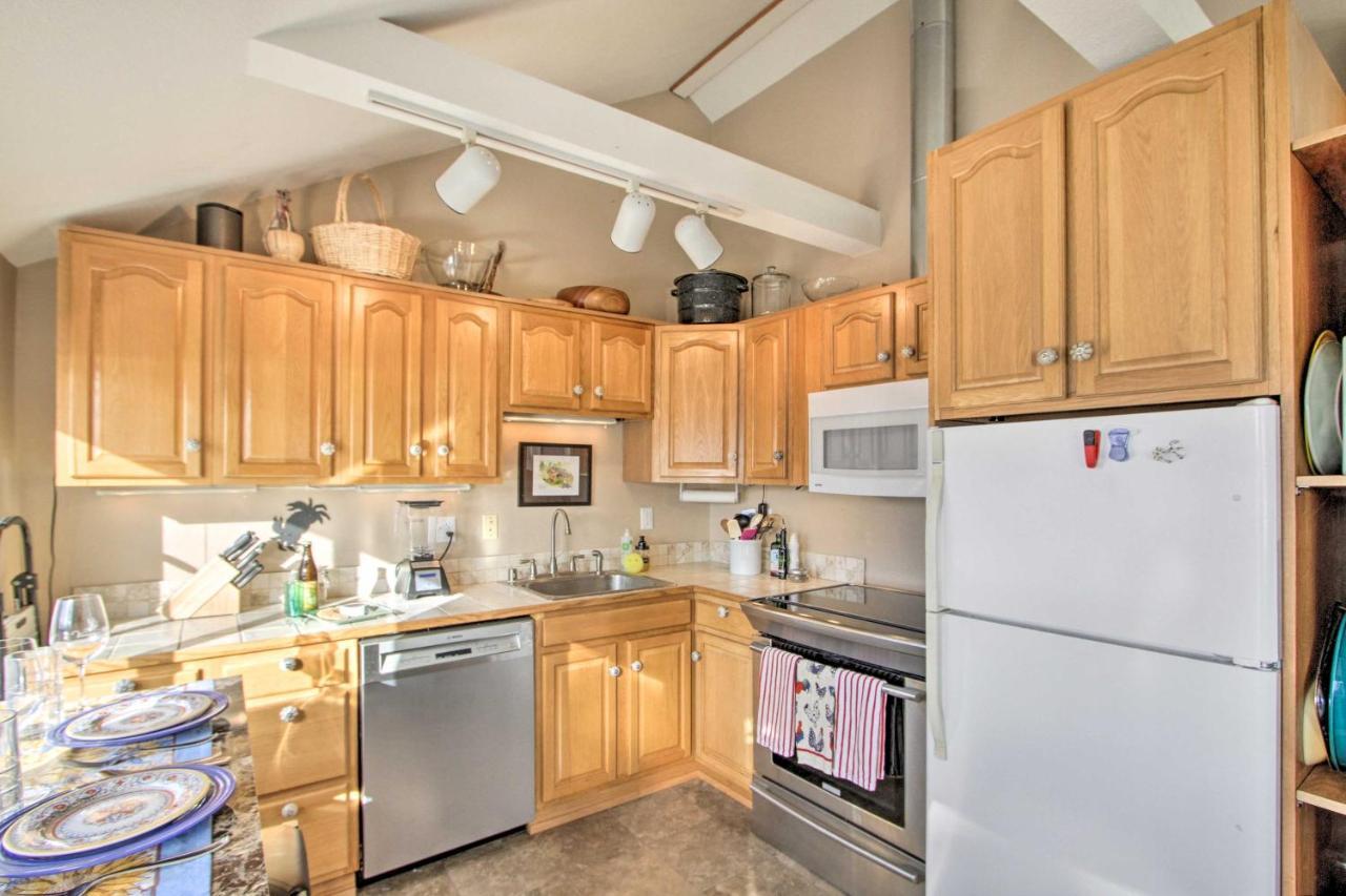 פורט טאונסנד Idyllic Waterfront Cottage With Beach And Sunset Views מראה חיצוני תמונה